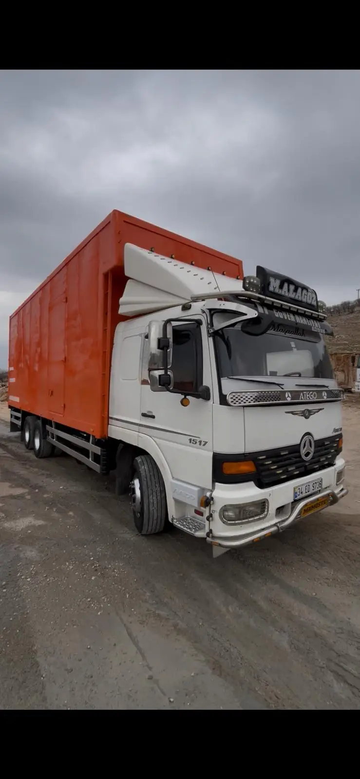 Nakliyat Araçları Adsız Nakliyat araç filosu